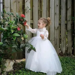 Puffy Prinzessin Blumenmädchenkleider weiße Spitze Applikationen schiere lange Ärmel hoher Kragen Ballkleid Erstkommunion Geburtstagskleid