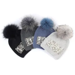 Gorros -gorros/caveira tampa do crânio geebro 2023 malha de inverno de caxemira desleixada com pérolas reais pom pom moda mais quente colorido de cor de cor de cor sólida chapéus