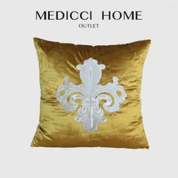 وسادة CASE Medicci Home Eitalian Ascent Cushion Cover Gold Velvet European Style Floral Shybroidery Show Floor Light Luxury