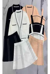 22SS Designer Dist Sweater Платье Женщины Сексуальная камизола AA Юбка с двумя частями шерстяная вязаная юбка для эластичного логотипа Chel Brand 4386577777777777