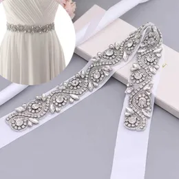 Szarże ślubne Topqueen Blaskly Belt Rhinestone Appliques for Sukies Luksusowy wieczór szampana Strap S164