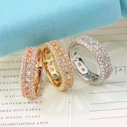 2023 Designer Diamond Ring Silver Rings Of Women Man Fashion Gioielli versatili Gioielli Regali di matrimonio Amanti Anniversario Bel Regalo