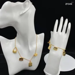 Set di orecchini per collana Ciondolo per borsa alla moda 2023