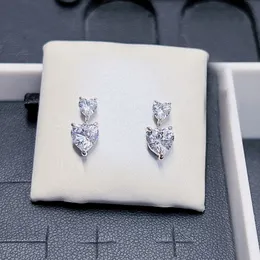 여자 친구 여자 친구 선물 CZ 다이아몬드 디자이너 귀걸이를위한은 하트 스파클 스터드 귀걸이