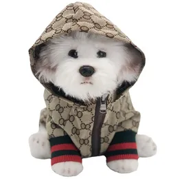 Classic Pet Clothing Supplies New Dog Clothes Cat Clothes Pets Fashion Brand