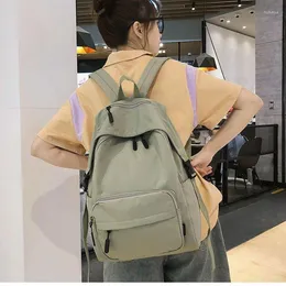 Backpack feminino casual de cor sólida Mulheres bolsas para meninas para meninas adolescentes à prova d'água Livro de luxo Bolsa de estudantes de luxo