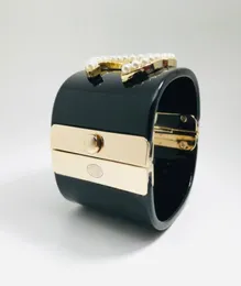 CH Diseñador de brazalete para mujer Muñeco para mujer Adecuado 16 17 18 cm brazaletes brazalete de diseñador de la marca de lujo réplica oficial premium gif4453992