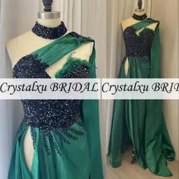 2023 Sexy Dark Green Prom Dresses Arabic Black Sequined Lace Feather Crystal Beads Sheath Evening Formal Party Gowns Floor Length Side Split Cocktail Dress Plus Size