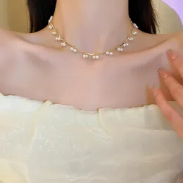 CHOKER PURE GOLD CLYSTAL Кристаллическое пресноводное жемчужное ожерелье Небольшое и свежее матч-цепь цепь высокого смысла Col Col Col