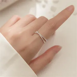 Küme Yüzükleri Gerçek 925 STERLING Gümüş Çapraz Yüzük Kadınlar Partisi Minimalist Fine Mücevher Punk Aksesuarları C040