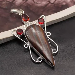 Colares pendentes Hermosa Design especial Hematita Red Garnet Colar 2 3/4 polegadas A154