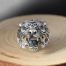 12 Stück Mode Herrenmode Trend Retro-Stil Hip Hop Rock herrschsüchtig Tigerkopf Ring Schmuck Junge Geburtstagsgeschenk Schmuck Großhandel