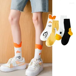 Kobiet Socks Animal Funny Cartoon Ducks Middle Tube Fashion Unisex HARAJUKU ATMOSPHERE