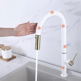 Küchenarmaturen, komplett aus Kupfer, ausziehbarer Wasserhahn, leichter Luxus-Waschbecken-Wasserhahn, Smart Sensing Touch-Zubehör