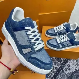 2022ss Scarpe da uomo di alta qualità Traspirante Moisture Edition Moda Sport Tempo libero Tavola portatile Running Size39-44 mkjkppp rh1000001