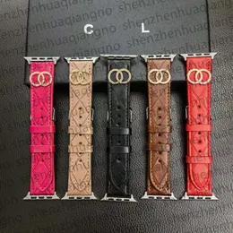Luxury Watch Band Smart Straps for Apple Watch Bands 8 7 5 6 9 3 4 Series iwatch Strap 38mm 40mm 42mm 44mm 45mm 49mm PU Leather Embossing Metal Letter Armband Watchbands