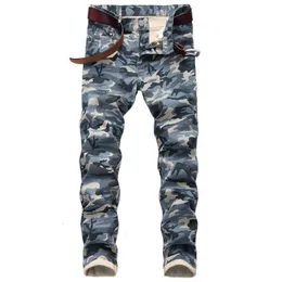 Mäns jeans män sträcker jeans armé grönt tryckt denim casual byxor design camo jeans man personlighet plus storlek 40 42 byxor dropp 230308