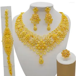 Серьги ожерелья устанавливают Нигерию Дубай 24K золотые цветы