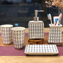 Set di accessori per il bagno Creatività Accessori per la decorazione del bagno a strisce Bagno nordico in ceramica Doccia a cinque pezzi per la casa