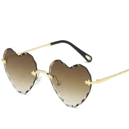 Стиль Любовь безрассудные Сердцы Солнцезащитные очки в форме сердца солнцезащитные очки женские кроссовер сетчатой ​​сетчатые бокалы