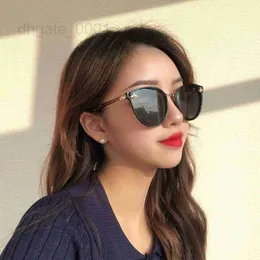 Designer de óculos de sol Novo celebridade on-line Fashion Little Bee Sunglasses para a seção da mesma seção feminina INSELHE COREANA Trend Metal Round Frame 254b