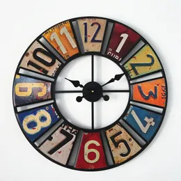 壁時計デジタルラウンドレトロウォールクロッククリエイティブナンバープレート壁時計ステッカー鉄の装飾時計230310