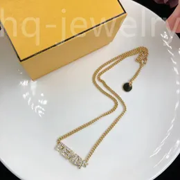 2023 Requintado International Luxury Luxury Pingente Colares Moda Moda Feminina 18K Jóias Placadas de Ouro Selecionado 8