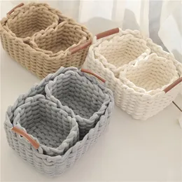 Cestini portaoggetti Cestino portaoggetti intrecciato in corda di cotone con manico Articoli vari Scatola portaoggetti cosmetica Giocattoli Snack Desktop Makeup Organizer Cestini in cotone 230310