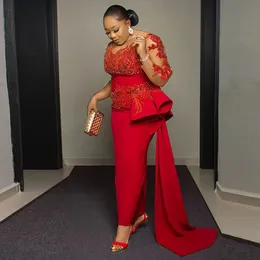 Sukienki imprezowe Arabskie Aso Ebi Ebi Red Red Lace Applique Sheer Long Rleeves Pochwa wieczorowe suknie wieczorowe Siek