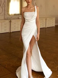 One Shoulder Mermaid Evening Dresses White Sequin Satin Sexy Side Slit Backless Sleeveless Slim Train Prom Celebrity Gowns 2023