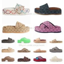 Luxury feminino chinelos famosos sandálias praia praia grossa plataforma de designer alfabeta lady lady ladra plana slides de verão ao ar livre praia tamanho 35-45