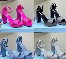 2023 Peep-Toe Platform Sandals Cunky High High Heels Глиной щипцы на каблуках на каблуках на каблуках блок каблуки сандаловые дизайнерские обувь для женщин для женских туфель
