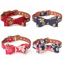 Cherry Flower Pattern Dog Bow Tie Collar Pet Dogs Sakura Tryck Bowknot Collars Pets Cat Training Supplies Justerbar krage BH8434 TQQ
