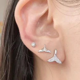 Studörhängen mode liten söt fjäril stjärna hjärta örhänge set punk piercing djur kronbrosk kvinnors minimalistiska juvelkryggstud