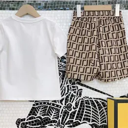 Brand designer di lusso Bambia per bambini set di abbigliamento classico abiti da marca in abiti per bambini a maniche corte estate lettere lettere Shorts Fashion Shirtl40