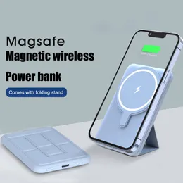 Przenośne magnetyczne 5000 mAh Power Banks bezprzewodowy stojak ładowania dla iPhone12 13 pro Max Magsafing 15w szybkie ładunki bateria zewnętrzna