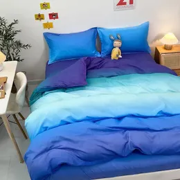 مجموعات الفراش من النسيج المنزلي مجموعة 3/4 PCS غطاء لحاف السرير ورقة سرير جميلة تدرج اللون