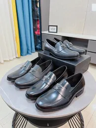 P8/9 Model Geniune skórzane buty Monk Męskie Designer Business Sukienka TOE Brytyjska ślizganie się formalne luksusowe butaki z luksusem z klamrą