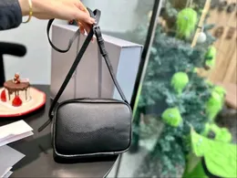 Nowa kompaktowa torba projektantka Torba telefonu komórkowego Mini pojedyncze ramię Crossbody Bag Mała kwadratowa torba Prosta i wszechstronna mała torba