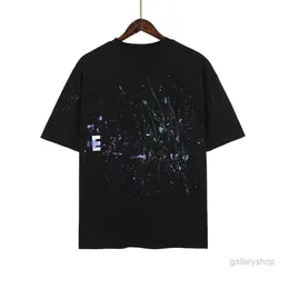 Esse Designert-Shirt Luxury Tees Fashion T Shirts Mens 여성 신의 짧은 슬리브 힙합 스트리트웨어 탑 의류 빨랫줄 kkk