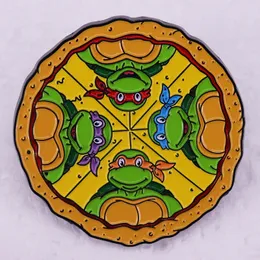 Turtle Pizza Brosch Söta anime filmer spel hårda emaljstift samlar metall tecknad brosch ryggsäck hatt väska krage lapel märken