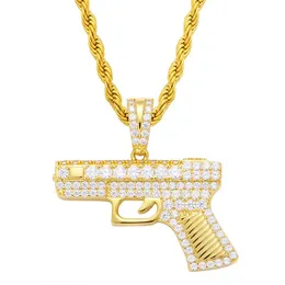 Подвесные ожерелья Hip Hop Prong устанавливает Cz Stone Bling Out CSGO Автоматическое пистолетное ожерелье для мужчин