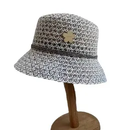 Ny platt toppbassäng Sun Visor Cap Children's Black and White Wind Casual mångsidig solskydd Wide Brim Hat Fisherman Sinamay Bucket Hats