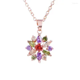 Kedjor Bettyue Fashion Blooming Flower Modelling Neckalce för kvinnor ädla smycken med färgglada zirkoniumbröllopsfest Delikat gåva