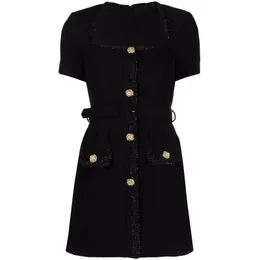 Spring czarny stały kolor talii Tweed sukienka z krótkim rękawem kwadratowe guziki szyi jednokalowe sukienki zwykłe marka tego samego stylu projektant W3M123005