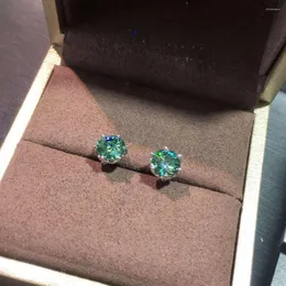 Brincos de garanhão InBeaut Classic Pass Diamond Test Round Emerald 925 Prata Excelente corte 1 ct Missanita verde para mulheres