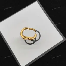 Klassiska Band Ringar Kvinnor Män Mode G Guldpläterad Ring Finger Bague Bokstavsmönster Lovers Presentsmycken