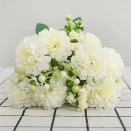 Dekorative Blumen 1 Bund künstlicher Hortensienstrauß aus Seide für Heimdekoration, DIY, Hochzeit, Blumenarrangement, Partyzubehör, Po-Requisiten