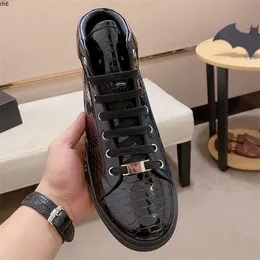 Fashion Man Casual Schuhe Luxusdesigner Sneaker Echtes Ledernetz spitzer Zehen Rennrunner Schuhe Outdoor Trainer Mkjk RH6000007