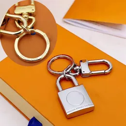 تصميم العلامة التجارية عالية QUALTIY مصمم الفضاء keychain keychain التصميم مفتاح حلقة سبيكة سلاسل مفتاح السيارة المعدنية مربع هدية 2594